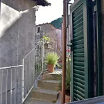 Tra I Monti E San Martino *