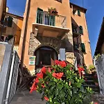 Semesterbostad Tra I Monti E San Martino Biassa