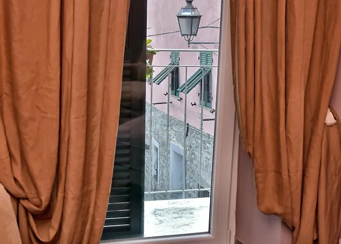Tra I Monti E San Martino