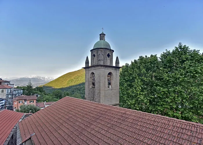 Tra I Monti E San Martino